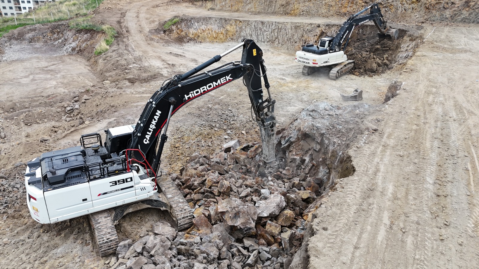 WhatsApp Image 2026-02-06 at 16.30.56 (7)