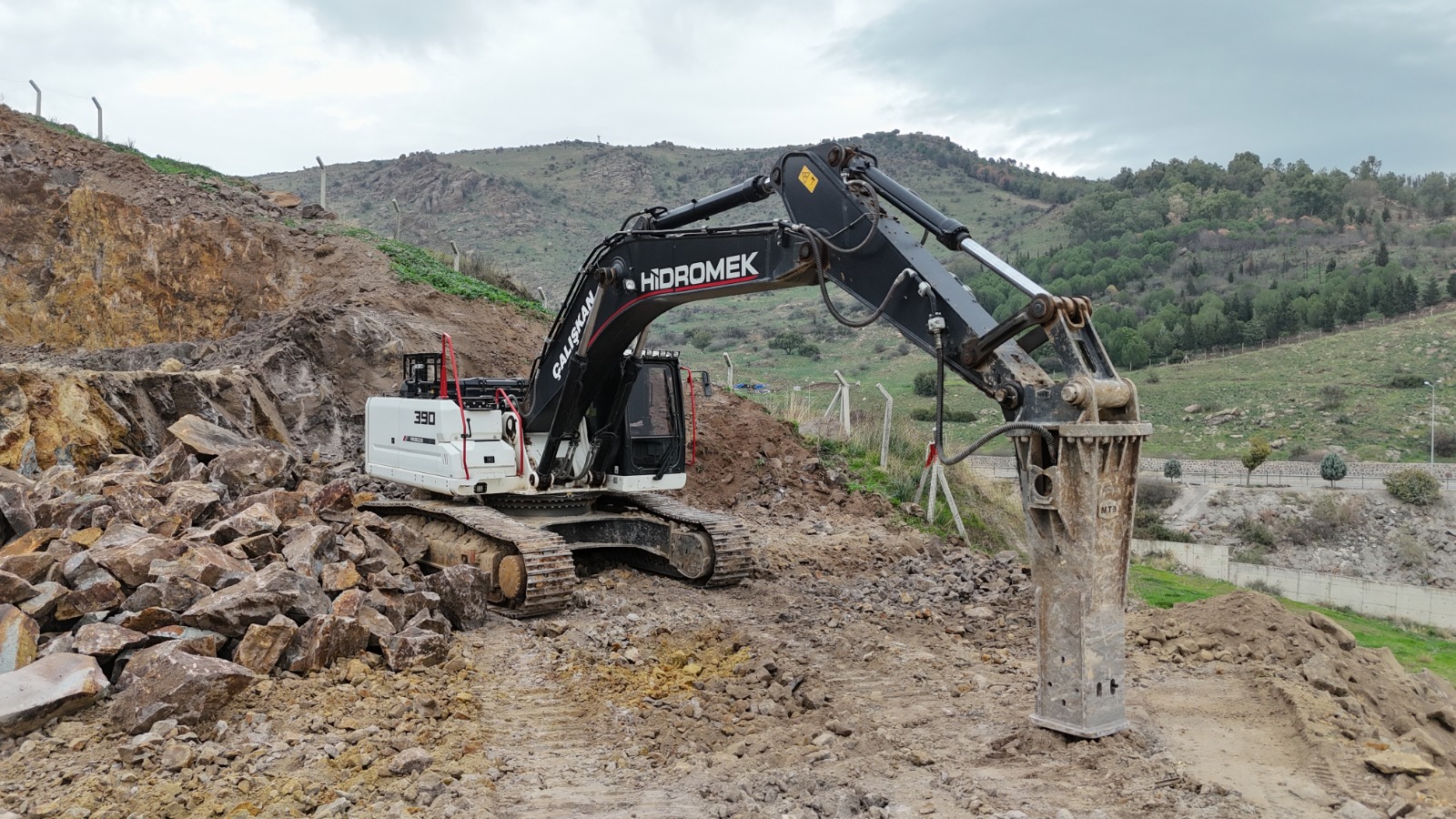 WhatsApp Image 2026-02-06 at 16.31.00