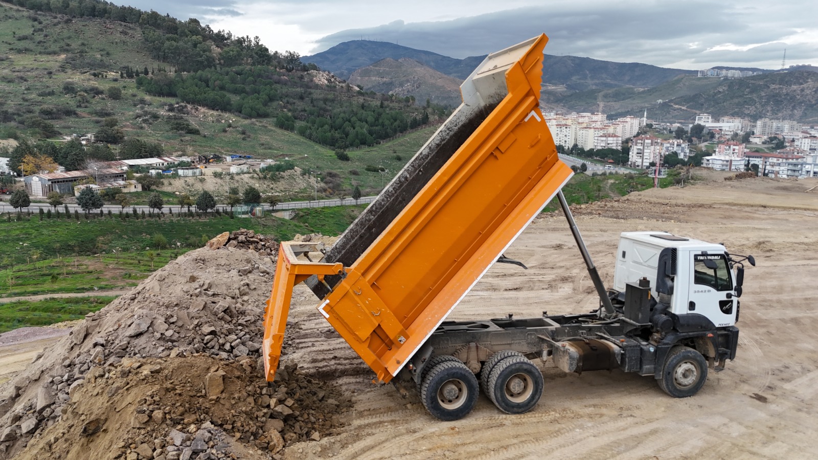 WhatsApp Image 2026-02-06 at 16.31.01