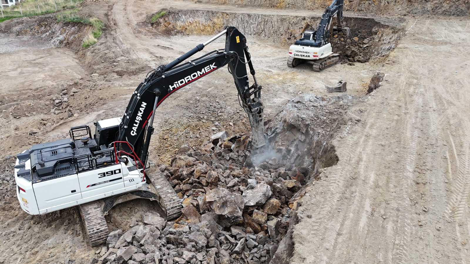 WhatsApp Image 2026-02-06 at 16.31.35